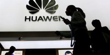 Huawei plans global push to combat its slowing smartphone sales in China