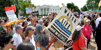 Environmental protesters swarm outside White House
